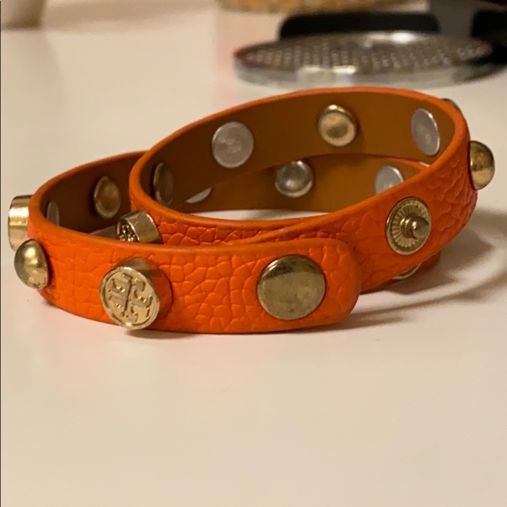 EUC Tory Burch Logo double wrap bracelet.